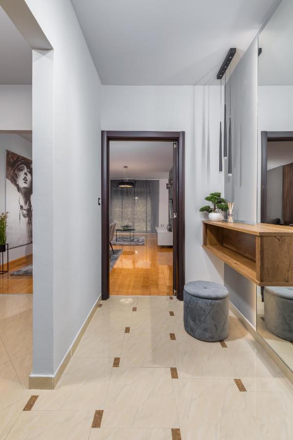 Lux Apartment Teo - New プーラ エクステリア 写真