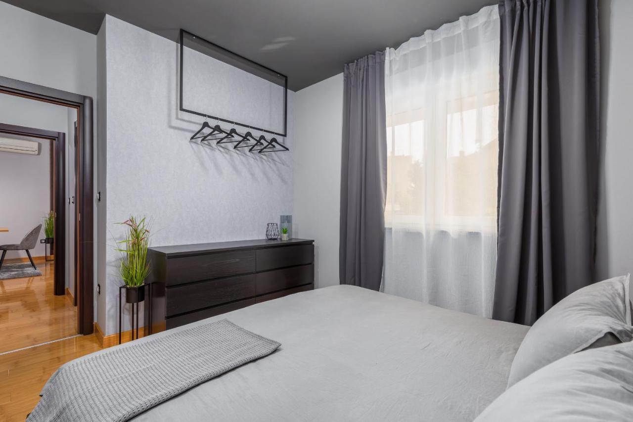 Lux Apartment Teo - New プーラ エクステリア 写真